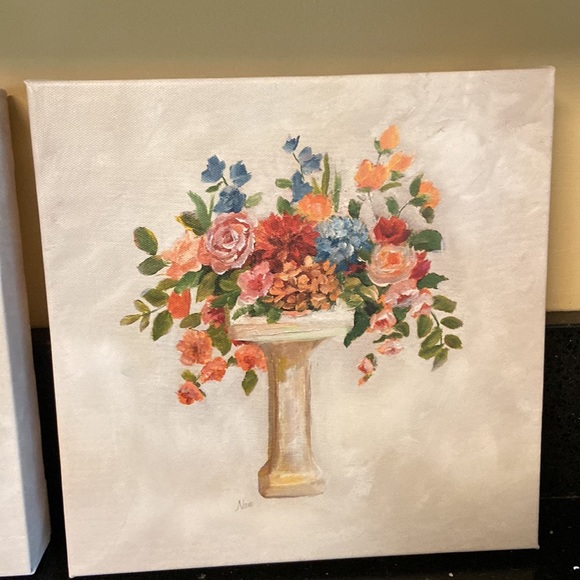 Set/2 Bathroom Powder Room Floral Canvas Pictures: shabby chic, cottagecore - Picture 3 of 6